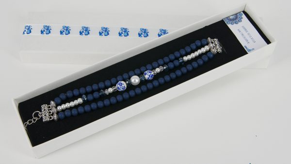 Delfts Blauw Armband 3 strengen, middelste met vergeet-mij-niet in doosje - Afbeelding 3