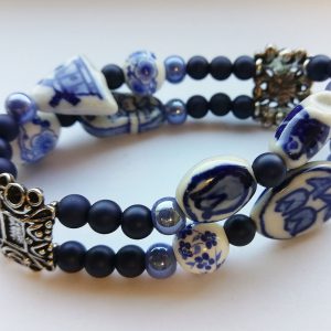 Delfts Blauw Slide-on diverse kralen met rechte sluiting in doosje