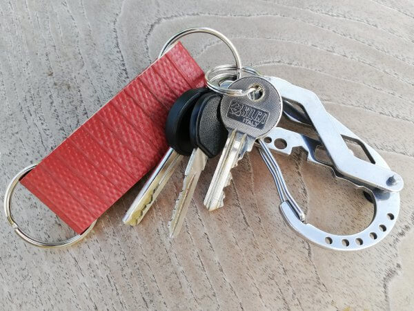 Sleutelhanger brandweerslang breed met tool groot - Afbeelding 2