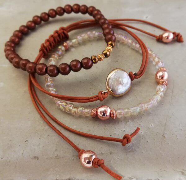Armbandenset bruin leer parel