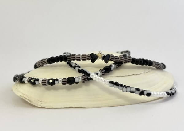 Venetië armbandset minikraal grijs zwartwit