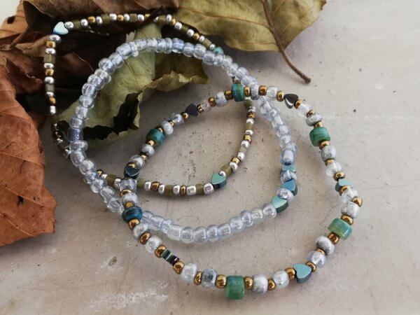 Armbandset hartjes zeegroen lichtblauw brons