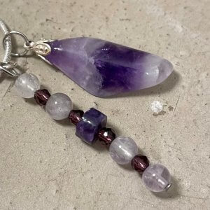 Ketting amethist en hanger met bergkristal