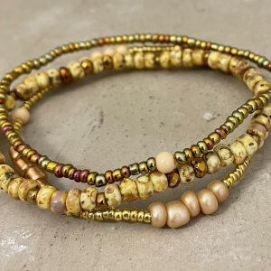 Armbandset brons goud minikraal gemarmerd bruin en facetkraal