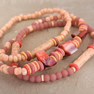 Armbandset perzik roze parelmoer kraal