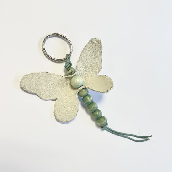 Vlindersleutelhanger rond van hout met duurzaam leer - Afbeelding 4